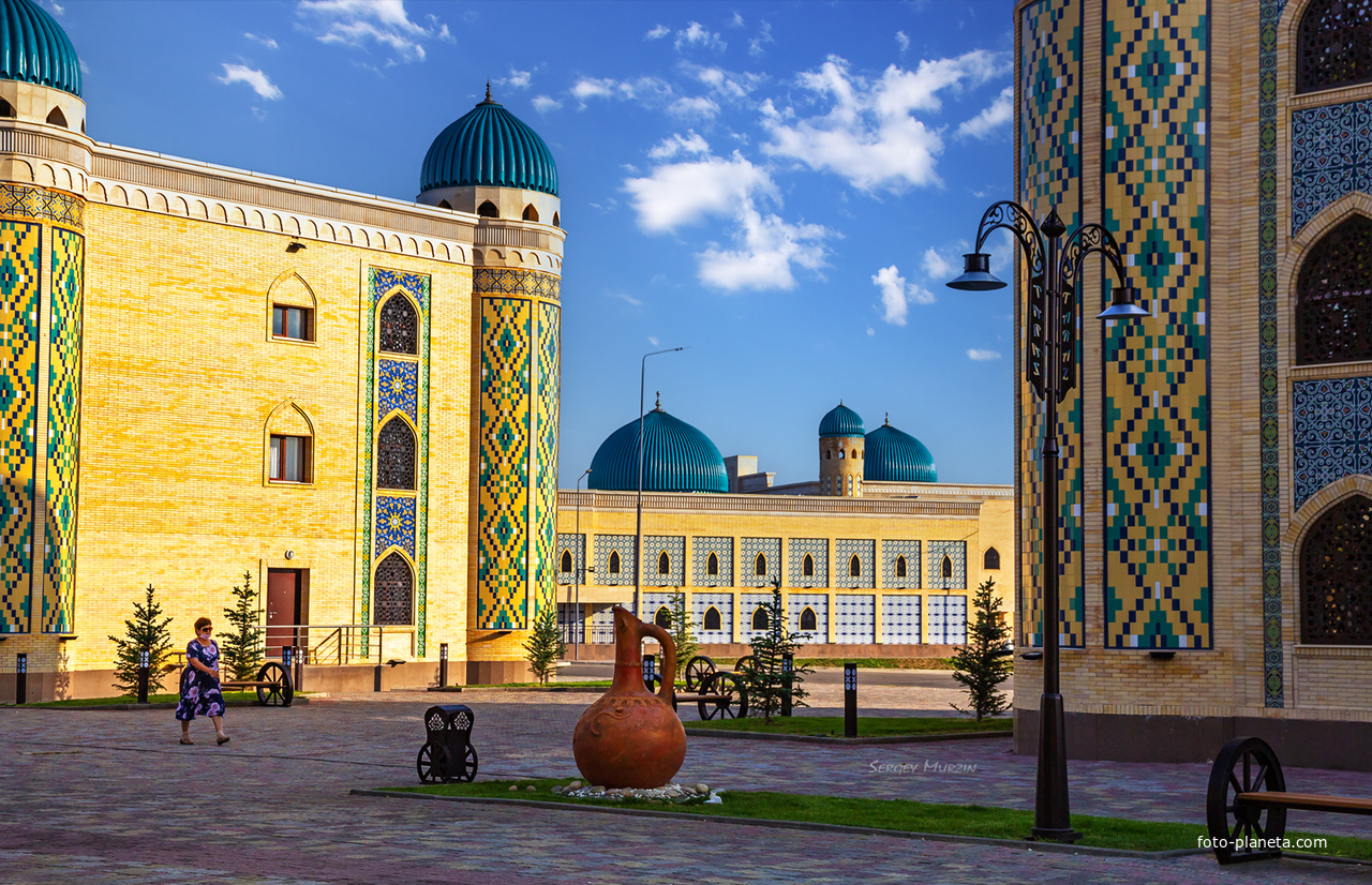 Тараз.  Проспект "Толе би". Историко-культурный комплекс Древний Тараз.  Пешеходная аллея "Арбат".