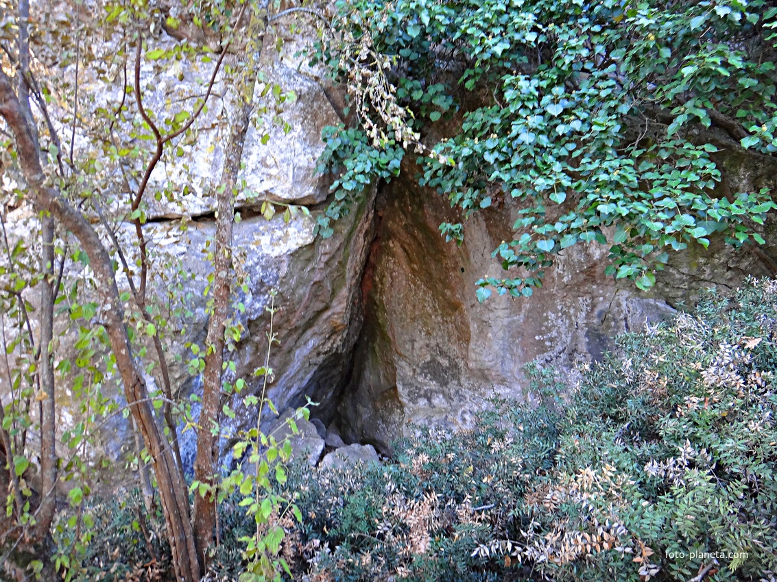 На горе Урьянда (Крестовая).