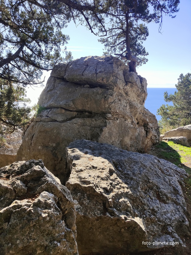 На горе Урьянда (Крестовая).