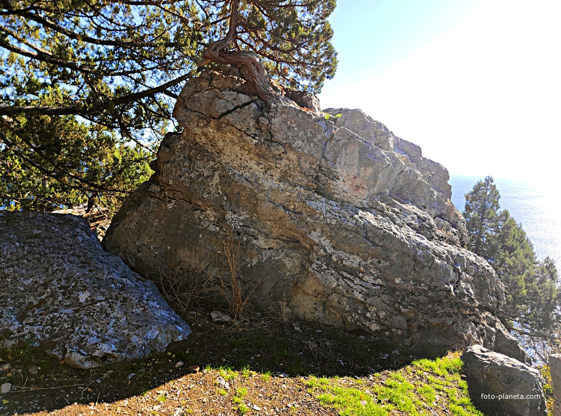 На горе Урьянда (Крестовая).