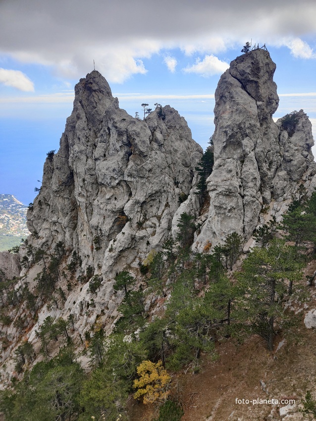 Плато Ай-Петри. Горные зубцы.