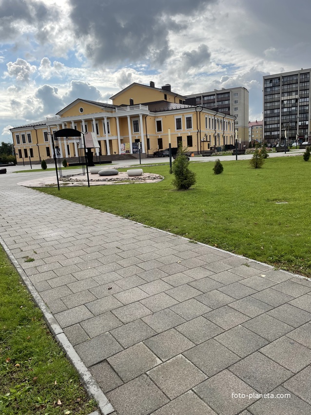 Привокзальная площадь