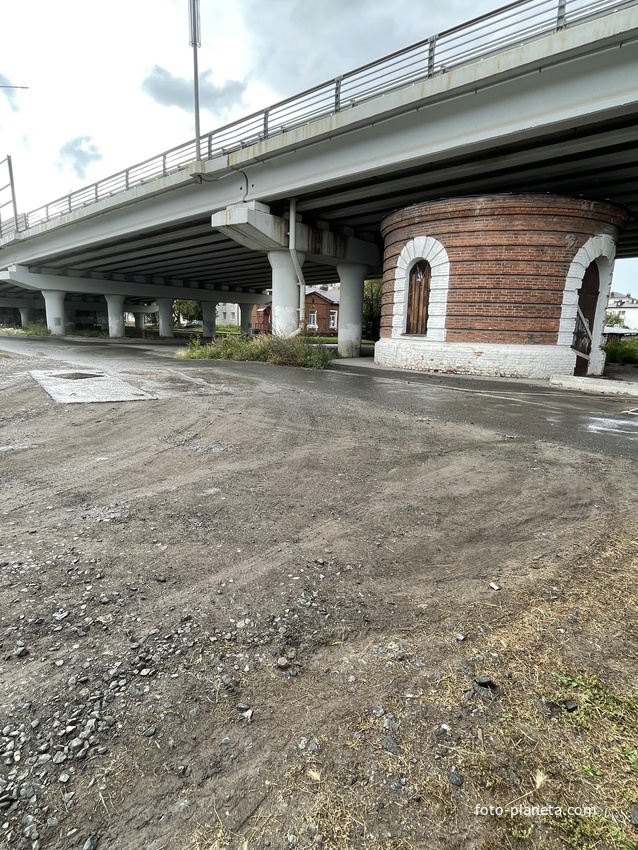 Виадук и башня