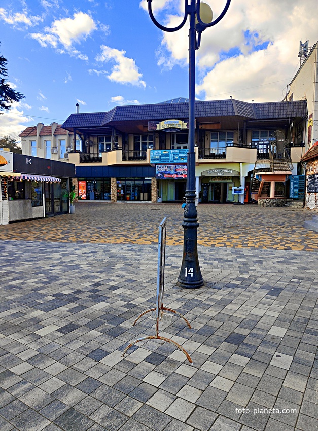 Ресторан "Остров сокровищ" на центральной набережной.