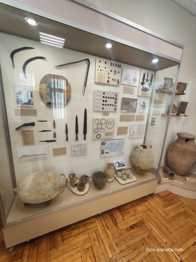 Алуштинский историко-краеведческий музей.