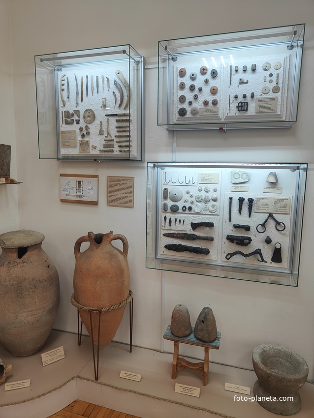 Алуштинский историко-краеведческий музей.