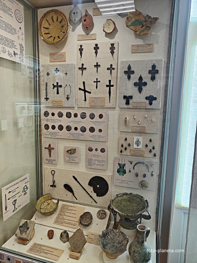 Алуштинский историко-краеведческий музей.