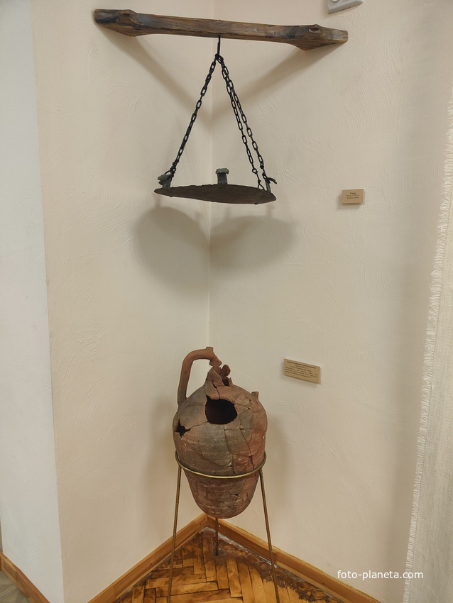 Алуштинский историко-краеведческий музей.