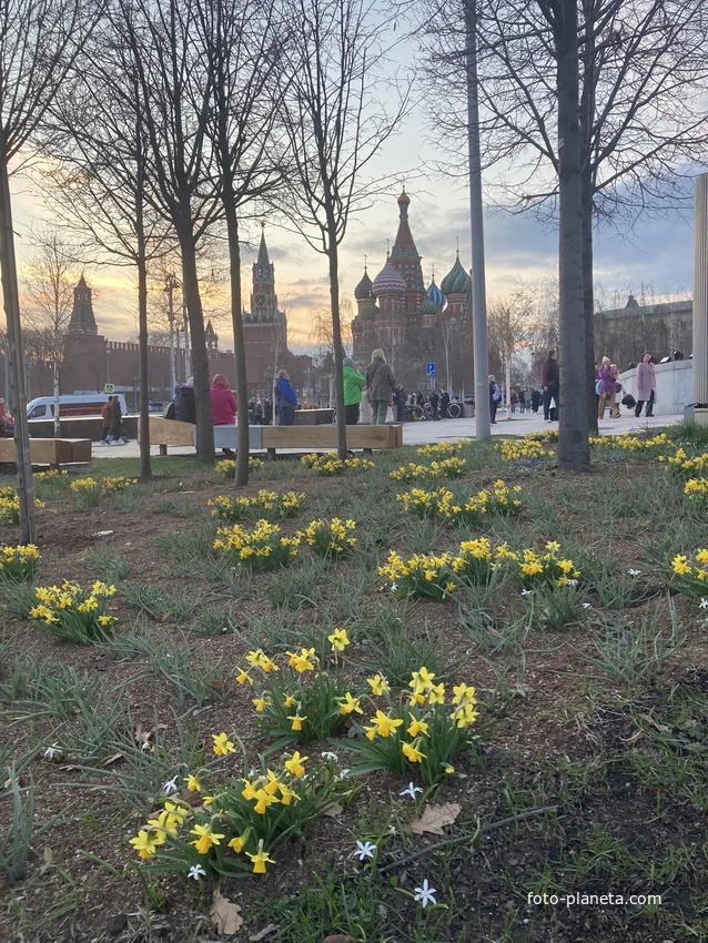 Москва - Весна в Зарядье