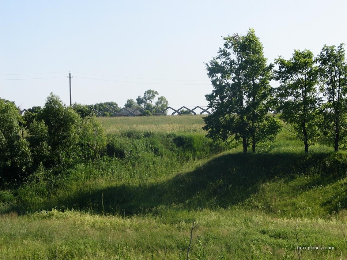 Д Улейка, большой овраг, развалины фермы