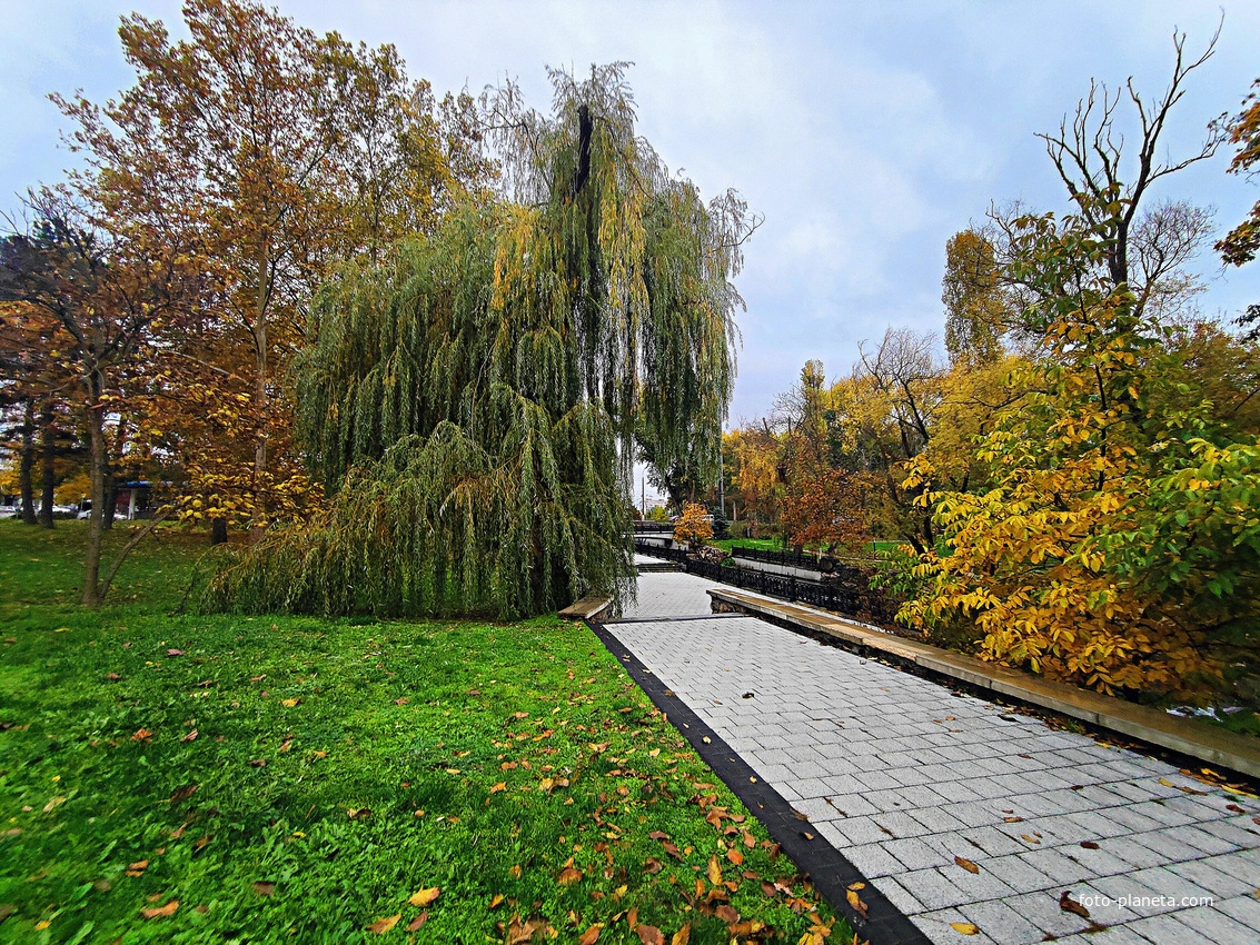 Парк имени Юрия Гагарина.