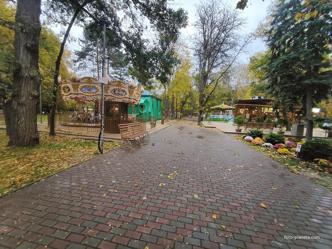 Парк имени Юрия Гагарина.