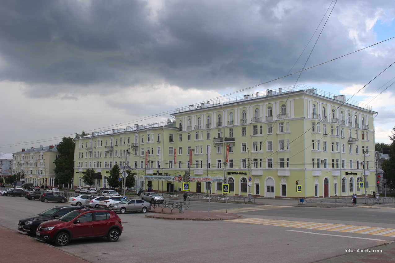 Советская площадь.