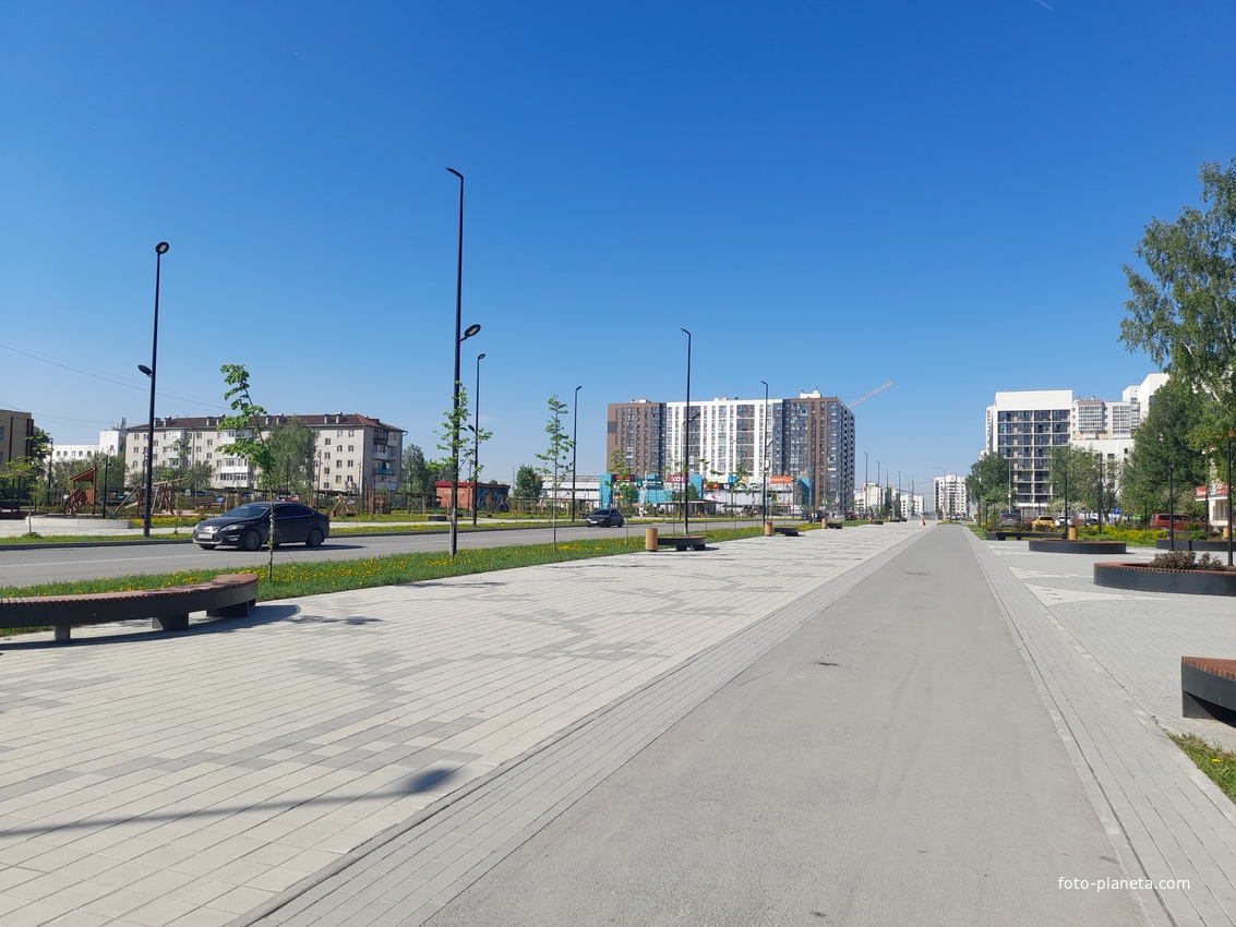 Театральная улица