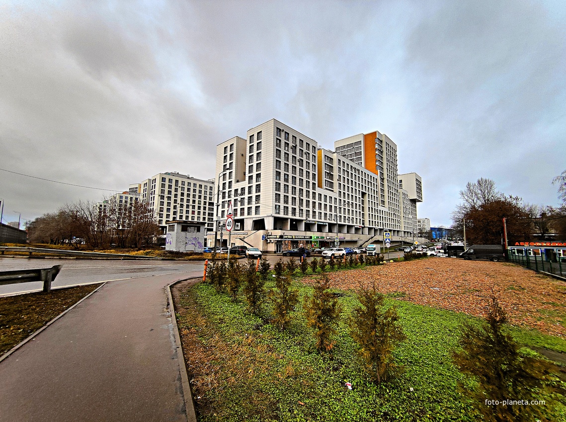 Проезд Трудовых Резервов.