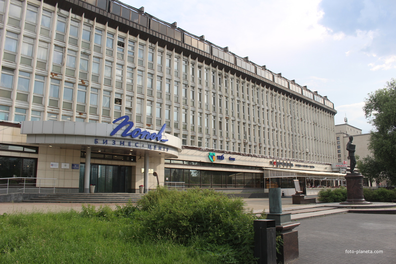 Бизнес-центр "Попов".