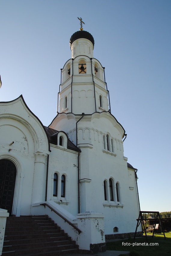 Храм