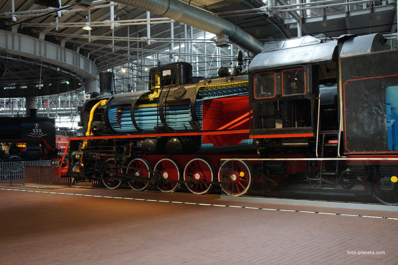 Разрезной "макет" грузового паровоза Эр.791-81