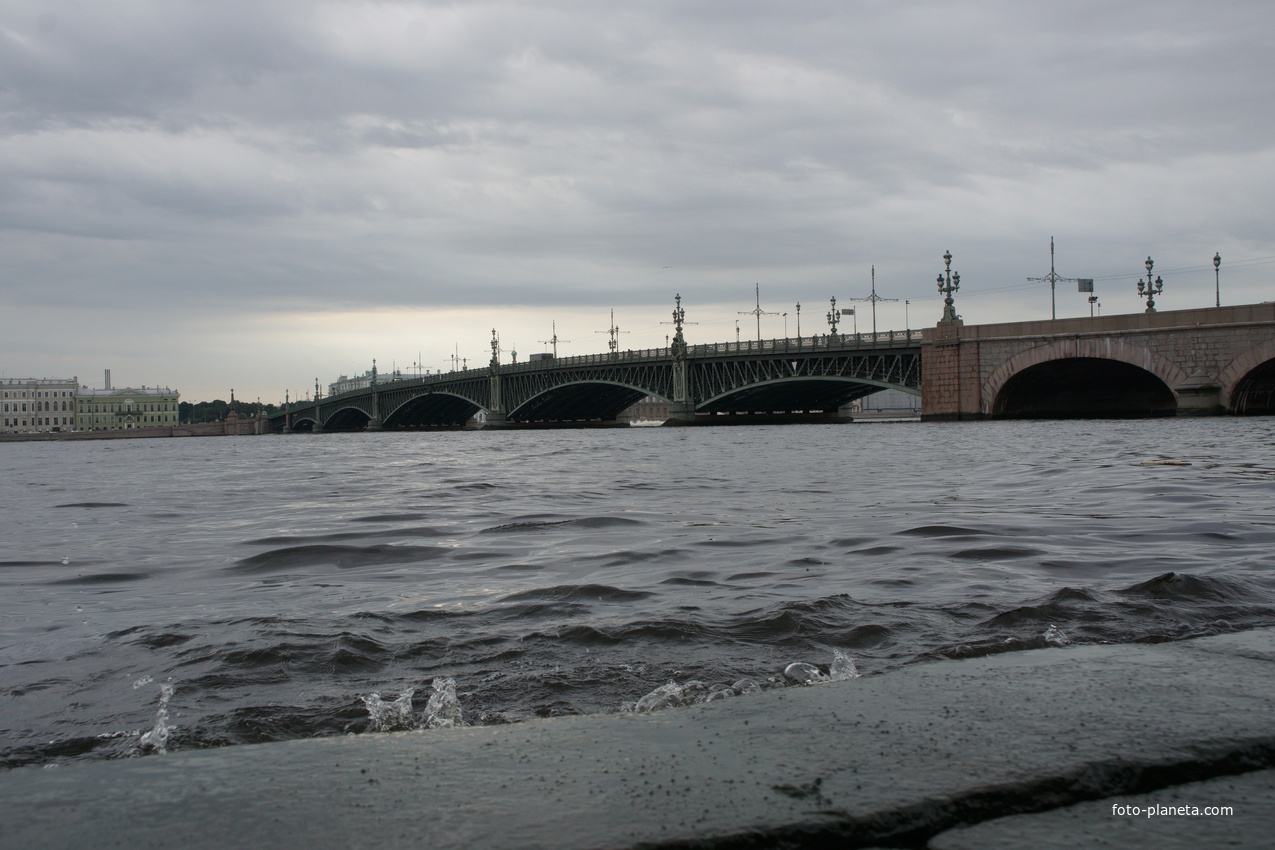 Троицкий мост