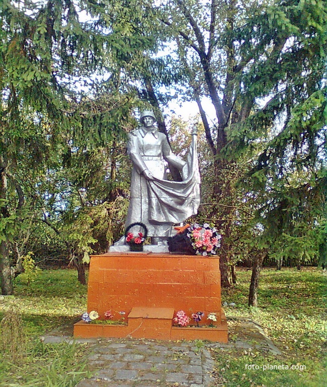Сагутьево Памятник воинам-односельчанам