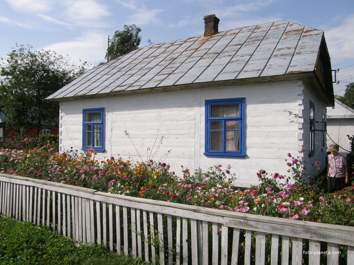 хата в постийном