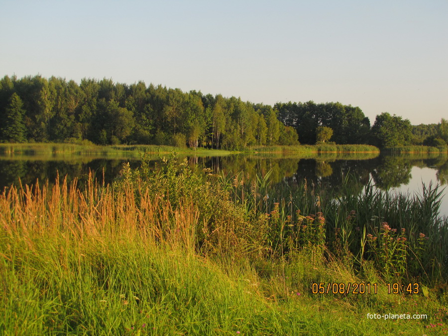 Закат на озере недалеко от Краковки