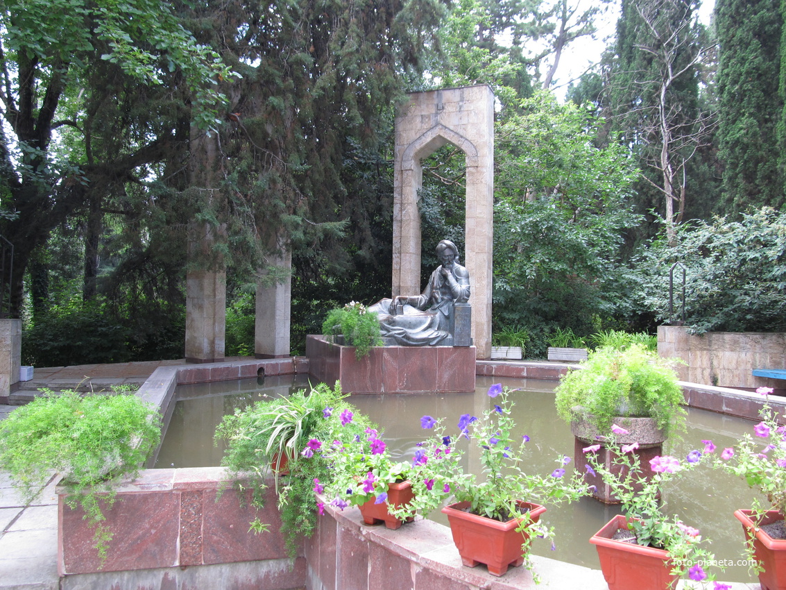 Парк санатория «Крым». Скульптура.