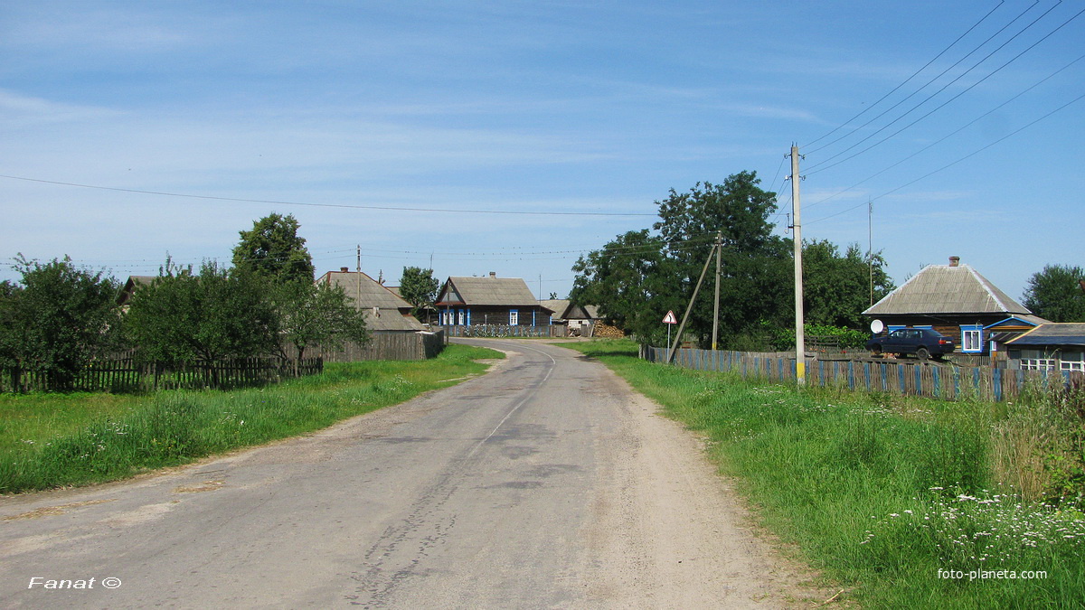 Улица Ленинская, вид из центра деревни