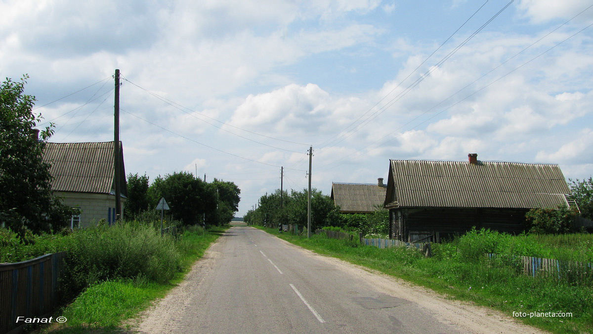 Улица Ленинская, вид в сторону д. Вишеньки