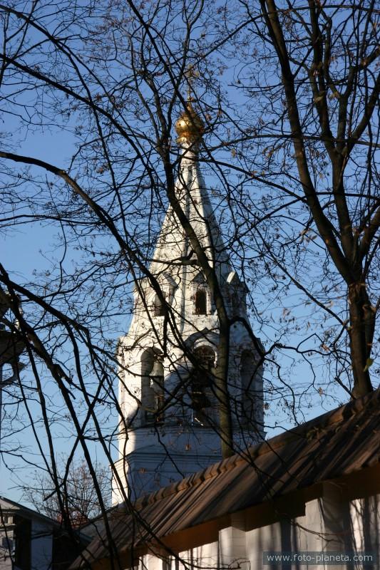 Колокольня Казанского храма.