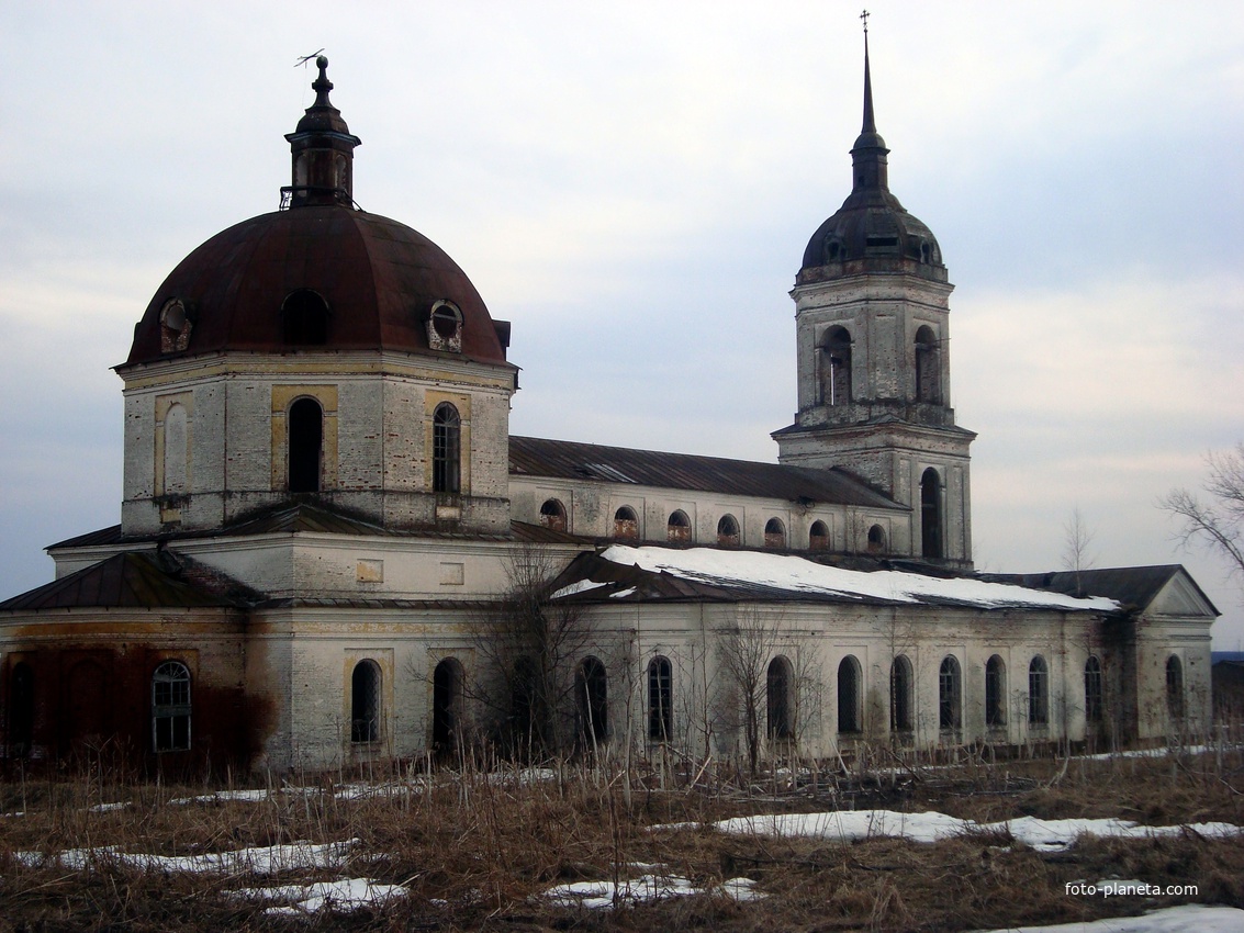 село Верходворье. Покровская церковь. 2009 год.