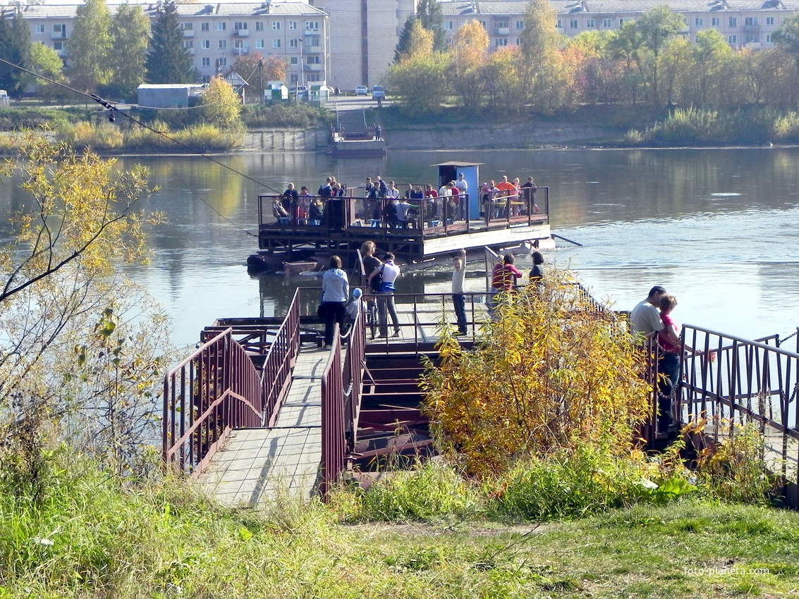 Прекрасный день 18.06.11. с другого берега Кана.