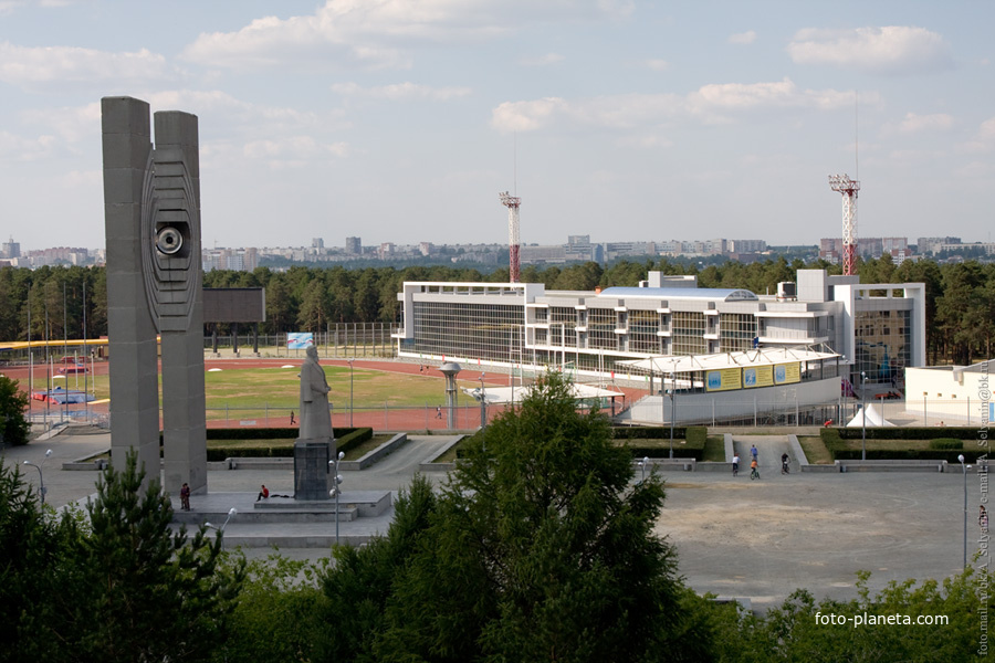 Курчатов и стадион