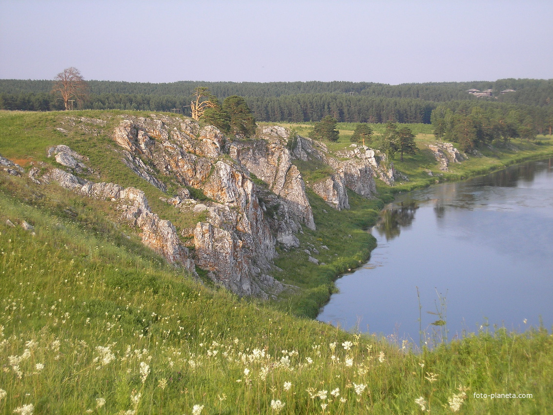 Скалы у поселка Зыряновский