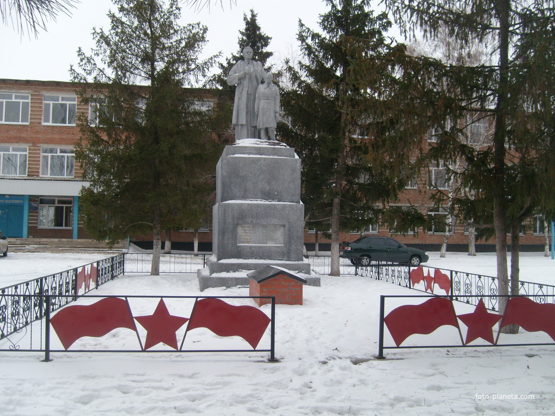 Памятник Романовским подполщикам