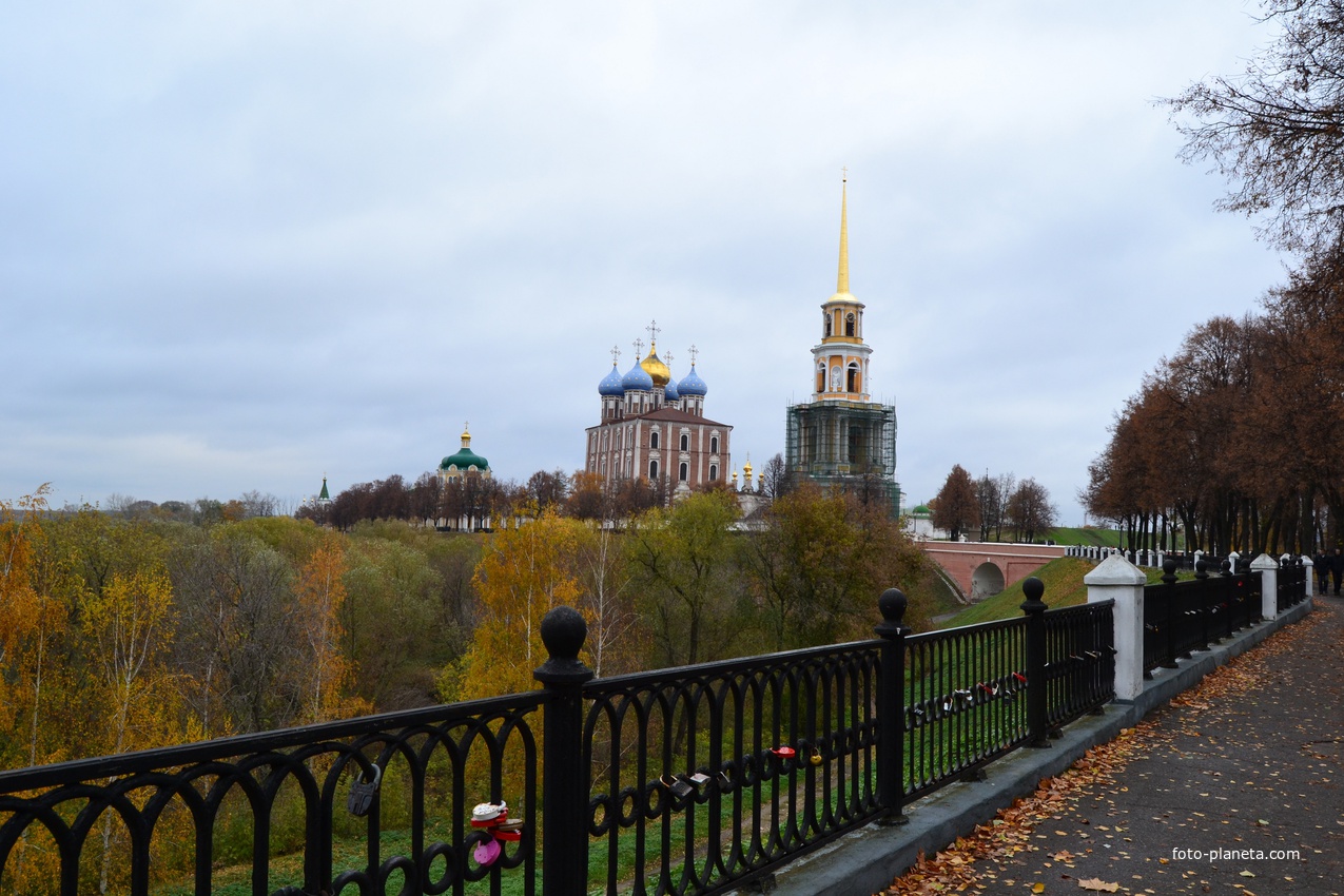 Рязанский Кремль осенью