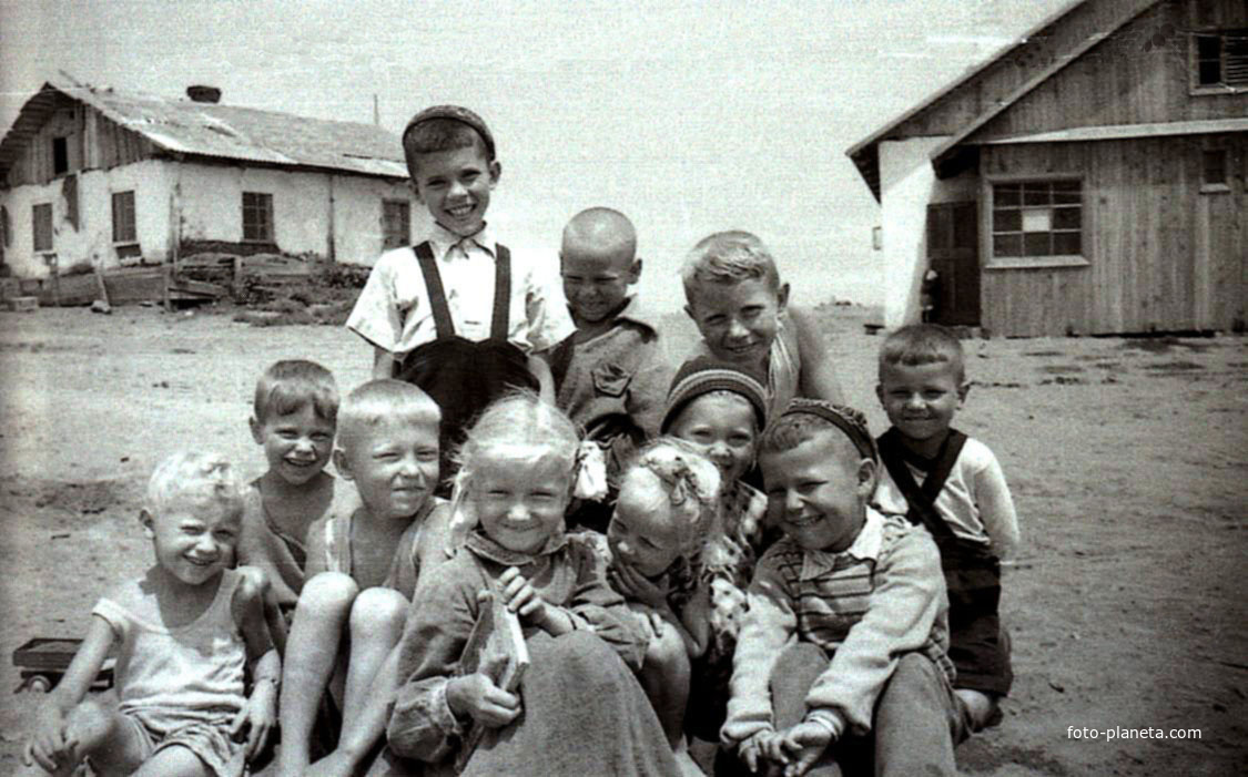 Ханси (Маячное) 1957 год. Дети офицеров в/ч 4119