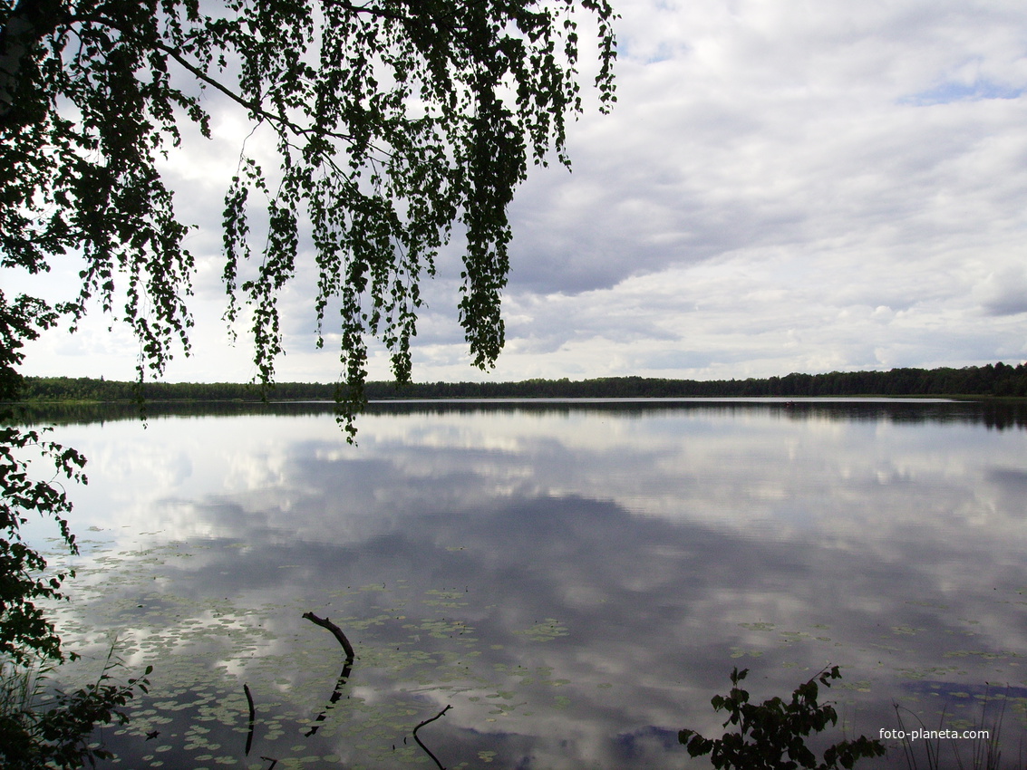 Отражения озеро Святье