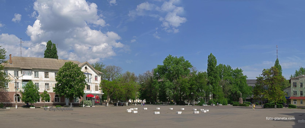 Старая площадь Орджоникидзе