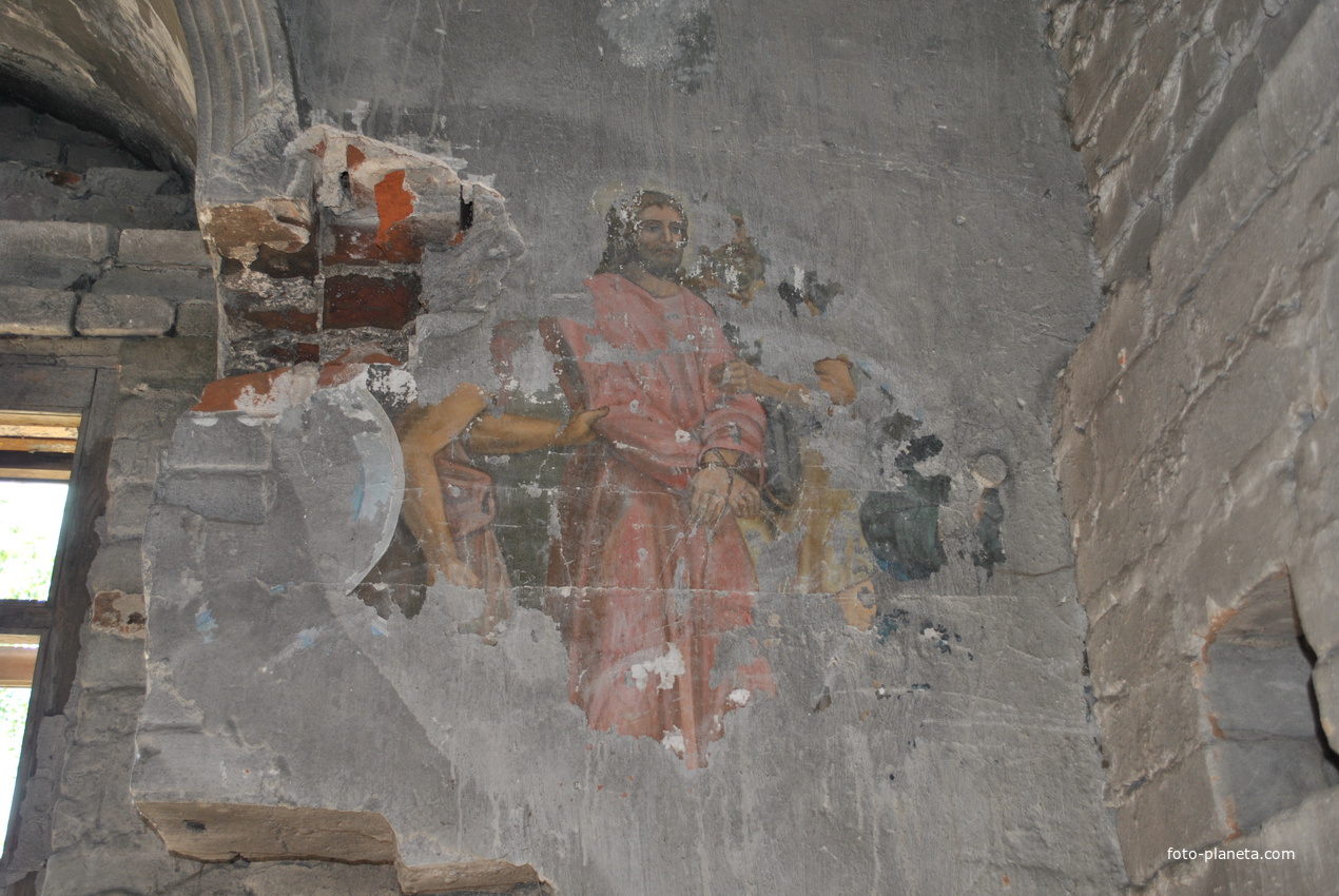 с.Боровица; Лики на стенах церкви