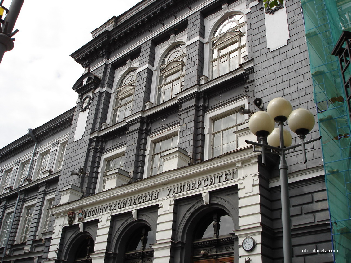 Политехнический Университет