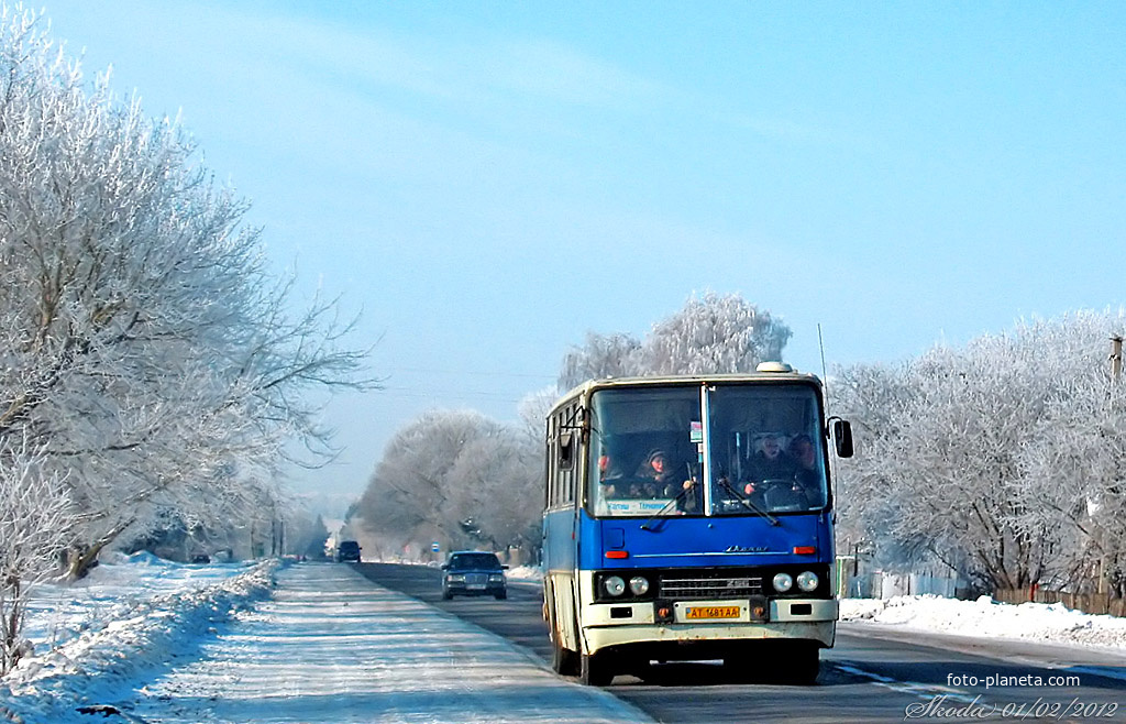 Траса М-12 (Е 50), с. Великий Ходачків