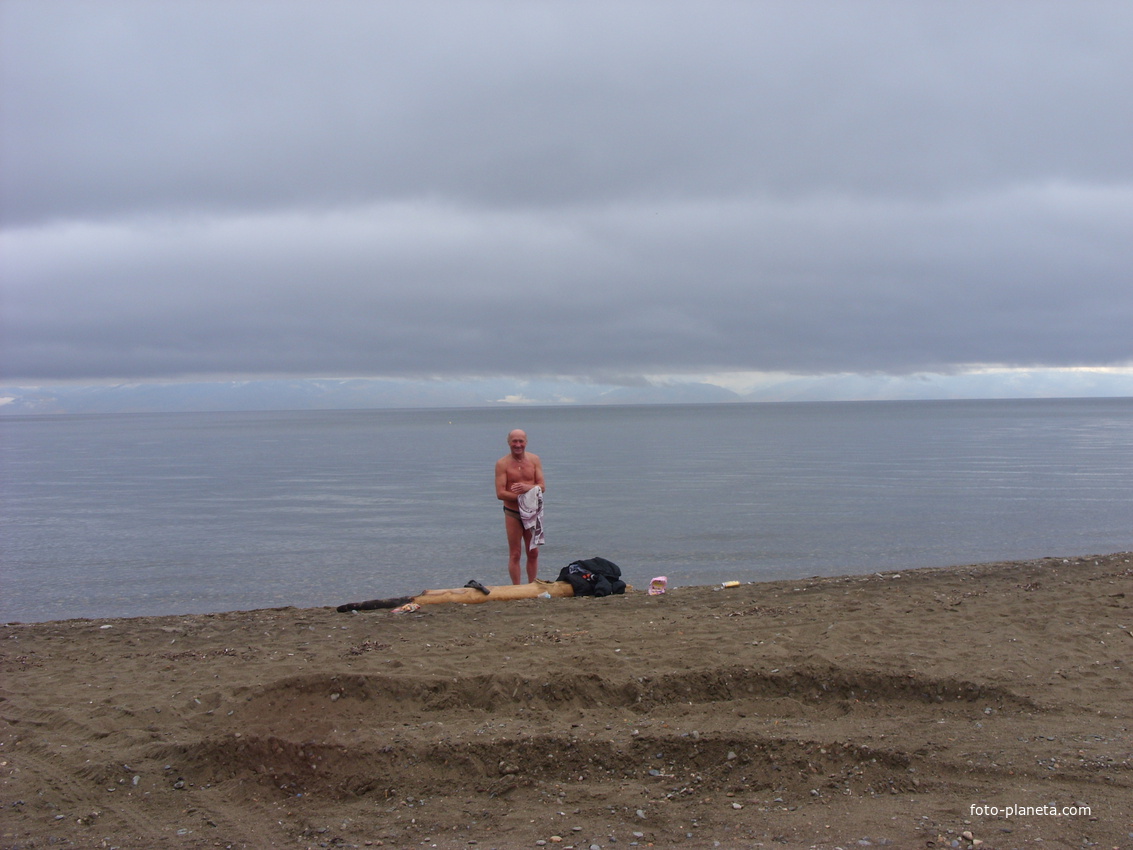 Одинокий купальщик в сентябре. 2009 г.