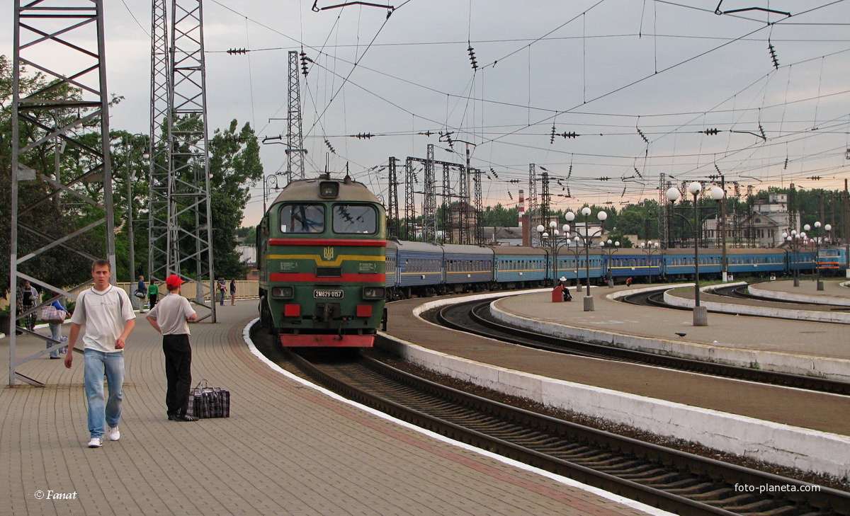 Прибытие поезда Ивано-Франковск - Киев