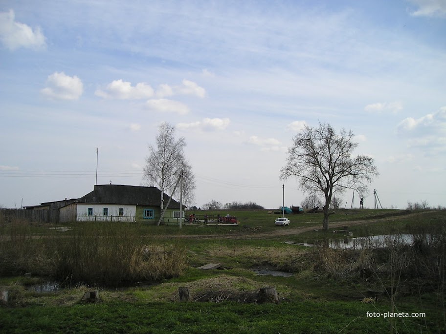 Деревня Поляна