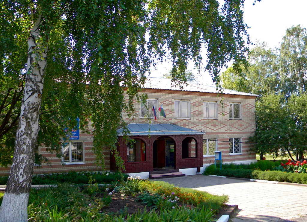 Здание администрации села Николаевка