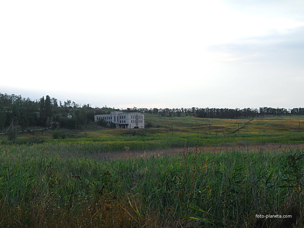 За околицей