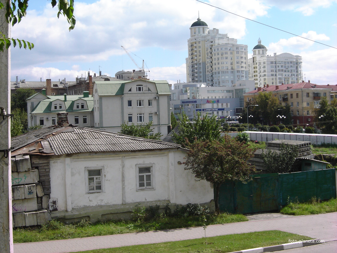 Белгород. Старое и новое в центре города.