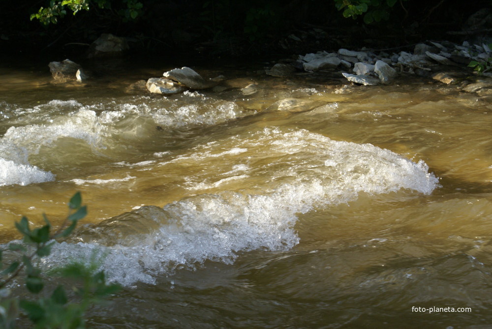 Течение реки Кача