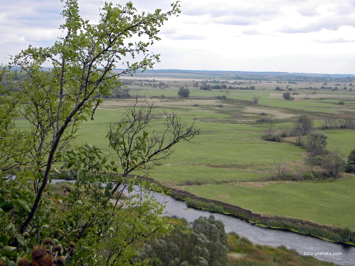 Вид с горы Фавор на реку Псел в селе Горналь
